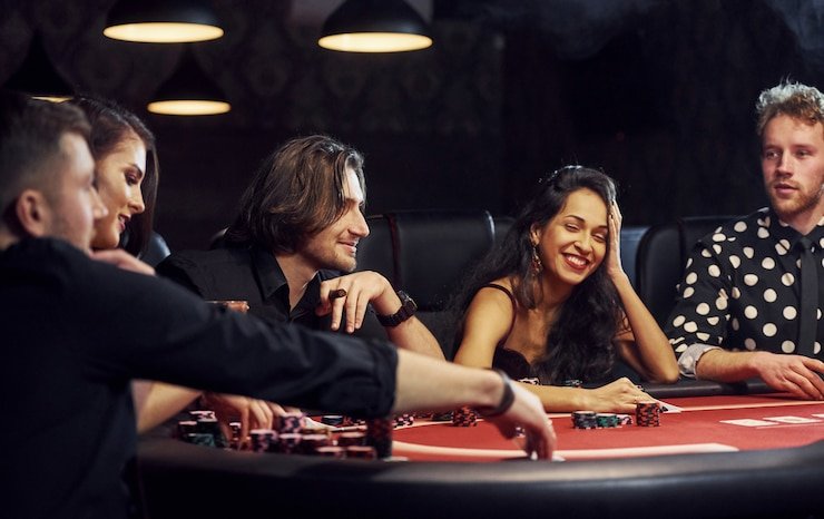 Antarmuka permainan Capsa Susun di platform alexisbet menampilkan kartu pemain dan lawan